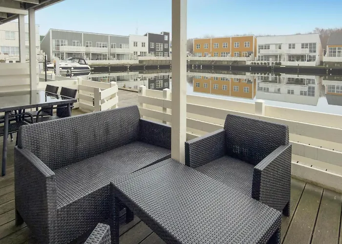 Cozy In With Sauna Holiday home